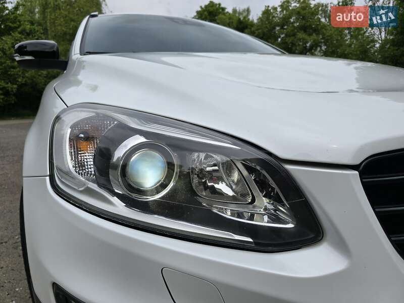Внедорожник / Кроссовер Volvo XC60 2017 в Калуше