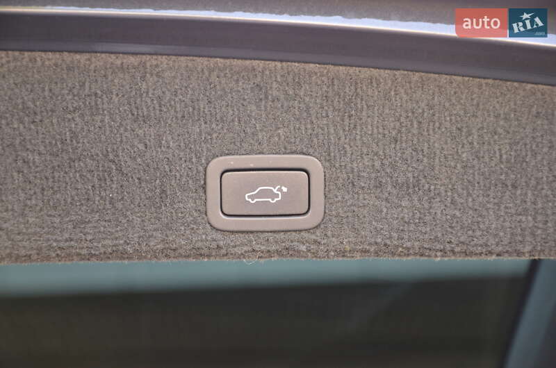 Внедорожник / Кроссовер Volvo XC60 2014 в Киеве