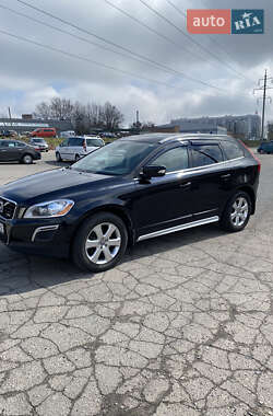 Внедорожник / Кроссовер Volvo XC60 2010 в Полтаве
