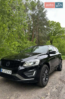 Позашляховик / Кросовер Volvo XC60 2016 в 
