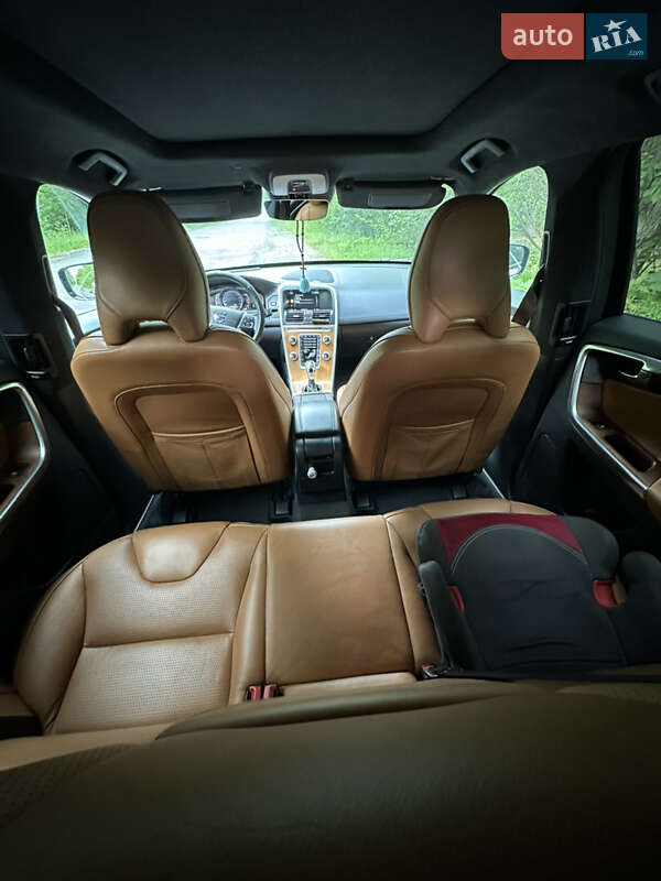 Позашляховик / Кросовер Volvo XC60 2016 в Шептицькому