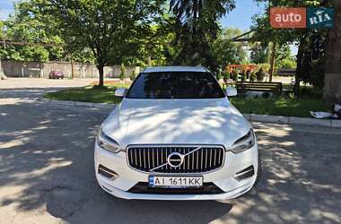 Внедорожник / Кроссовер Volvo XC60 2017 в 