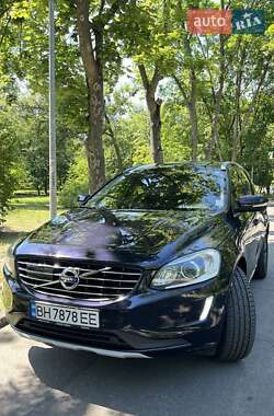 Внедорожник / Кроссовер Volvo XC60 2017 в 