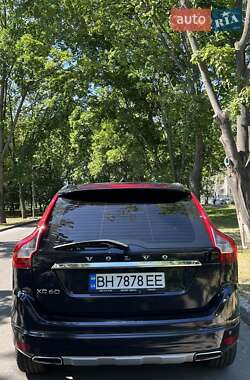 Внедорожник / Кроссовер Volvo XC60 2017 в 