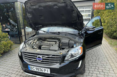 Внедорожник / Кроссовер Volvo XC60 2015 в 