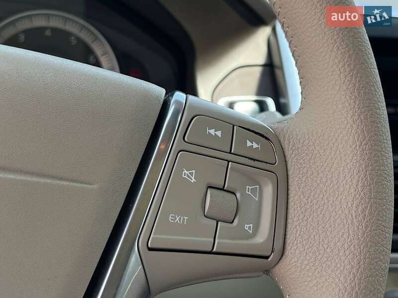 Позашляховик / Кросовер Volvo XC60 2012 в Львові