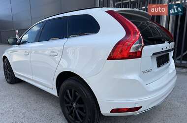 Внедорожник / Кроссовер Volvo XC60 2016 в Киеве