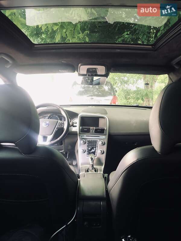 Внедорожник / Кроссовер Volvo XC60 2015 в Броварах