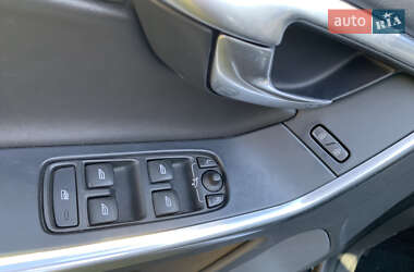 Внедорожник / Кроссовер Volvo XC60 2014 в 