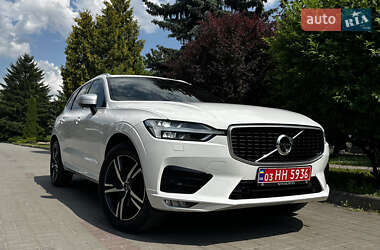 Внедорожник / Кроссовер Volvo XC60 2019 в 