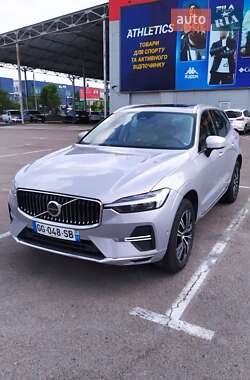 Внедорожник / Кроссовер Volvo XC60 2022 в 
