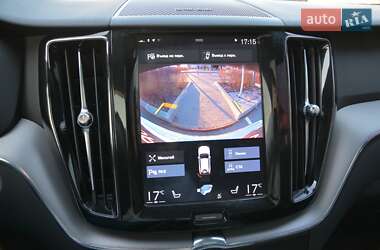 Внедорожник / Кроссовер Volvo XC60 2018 в 
