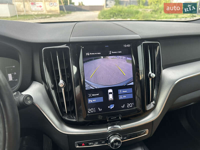Внедорожник / Кроссовер Volvo XC60 2018 в Черновцах