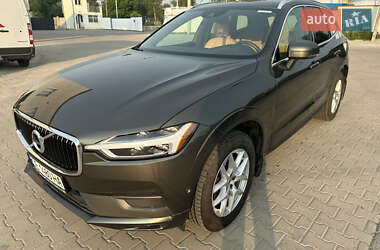 Внедорожник / Кроссовер Volvo XC60 2018 в 