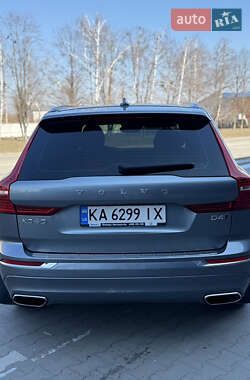 Внедорожник / Кроссовер Volvo XC60 2017 в 