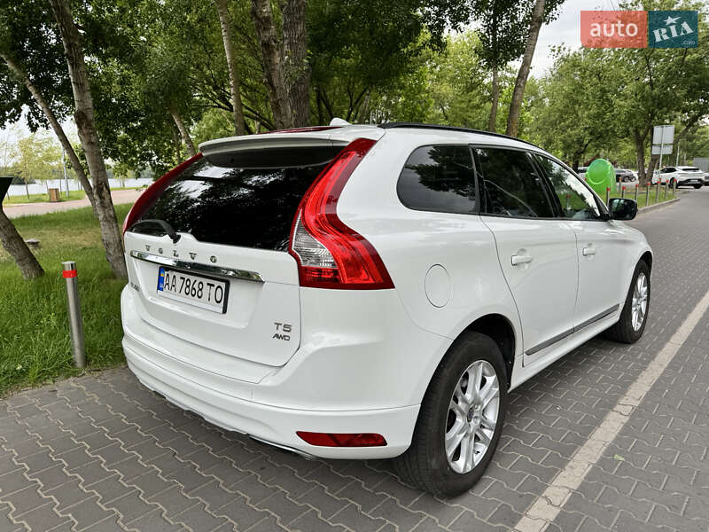 Внедорожник / Кроссовер Volvo XC60 2014 в Киеве