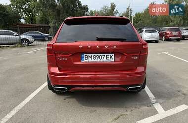 Внедорожник / Кроссовер Volvo XC60 2020 в 
