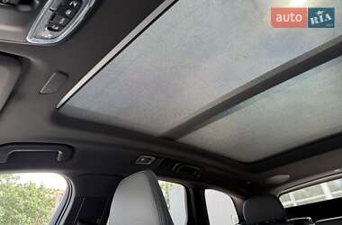 Внедорожник / Кроссовер Volvo XC60 2020 в 