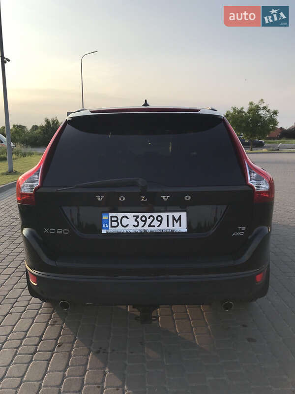 Внедорожник / Кроссовер Volvo XC60 2010 в Городке фото 6 Внедорожник / Кроссовер Volvo XC60 2010 в Городке