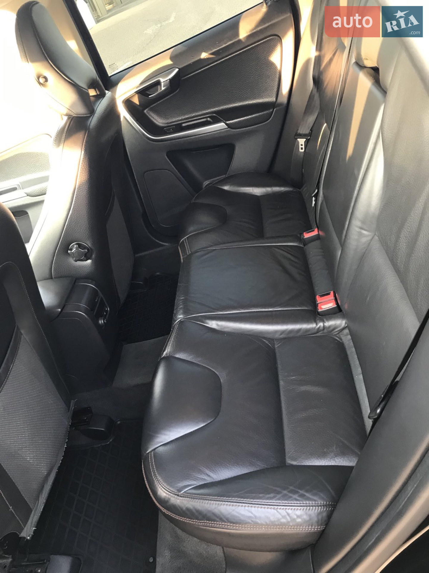 2010 Volvo XC60 - мініатюра 11