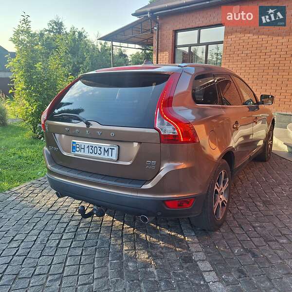 Внедорожник / Кроссовер Volvo XC60 2011 в Киеве