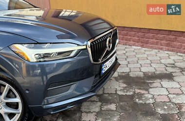 Внедорожник / Кроссовер Volvo XC60 2017 в 