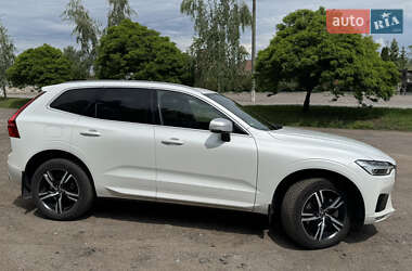 Внедорожник / Кроссовер Volvo XC60 2018 в 