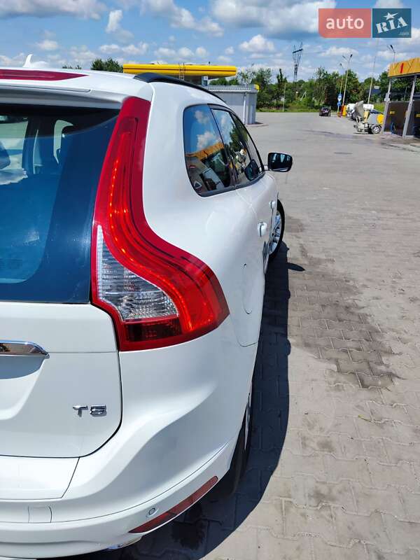 Позашляховик / Кросовер Volvo XC60 2015 в Луцьку фото 24 Позашляховик / Кросовер Volvo XC60 2015 в Луцьку