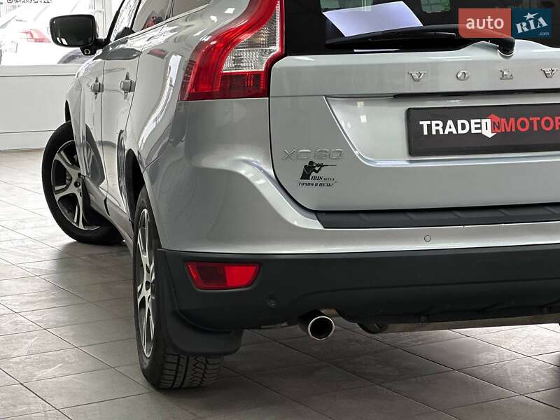 Внедорожник / Кроссовер Volvo XC60 2012 в Киеве