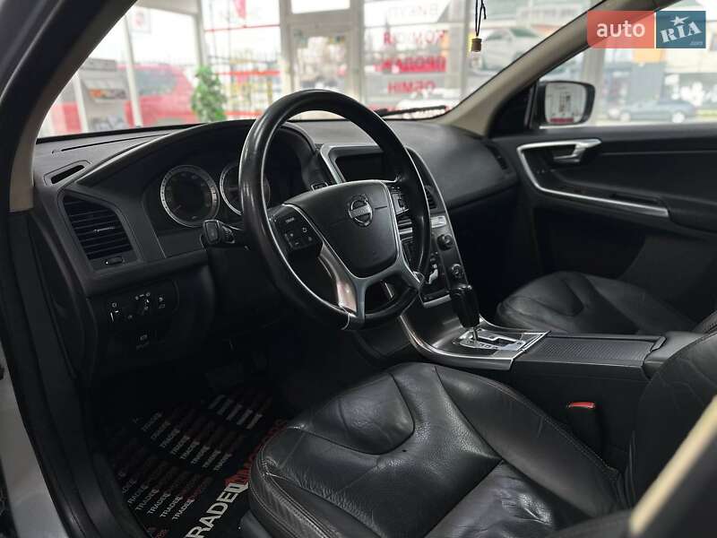Внедорожник / Кроссовер Volvo XC60 2012 в Киеве