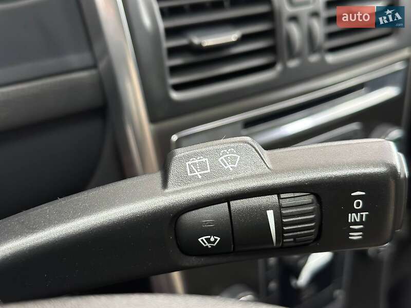 Внедорожник / Кроссовер Volvo XC60 2012 в Киеве