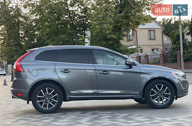 Внедорожник / Кроссовер Volvo XC60 2016 в 