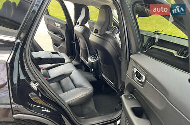 Внедорожник / Кроссовер Volvo XC60 2021 в 
