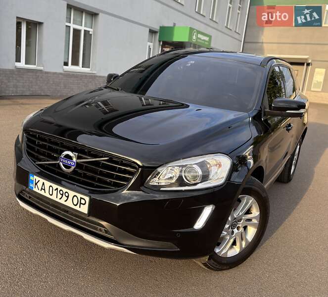 Внедорожник / Кроссовер Volvo XC60 2016 в 
