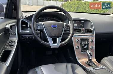 Внедорожник / Кроссовер Volvo XC60 2016 в 