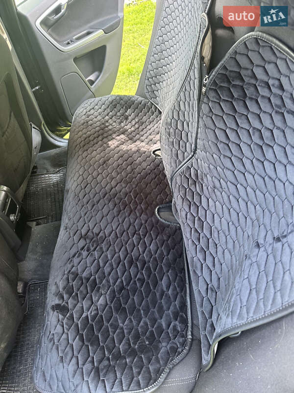 Внедорожник / Кроссовер Volvo XC60 2009 в Ивано-Франковске