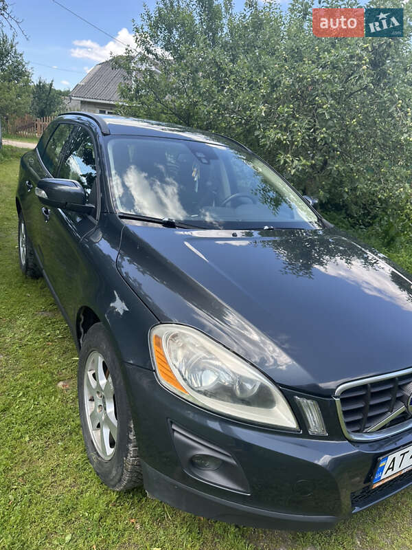 Внедорожник / Кроссовер Volvo XC60 2009 в Ивано-Франковске