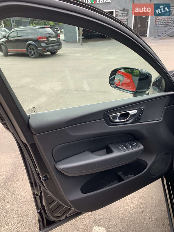 Позашляховик / Кросовер Volvo XC60 2021 в Броварах