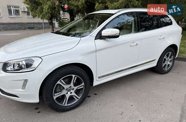 Внедорожник / Кроссовер Volvo XC60 2014 в 
