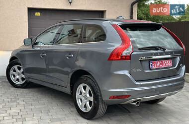 Внедорожник / Кроссовер Volvo XC60 2016 в 