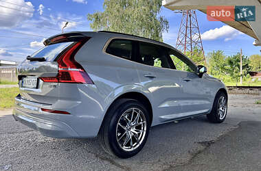 Внедорожник / Кроссовер Volvo XC60 2023 в 