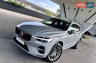 Внедорожник / Кроссовер Volvo XC60 2023 в 
