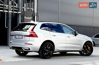 Внедорожник / Кроссовер Volvo XC60 2021 в 