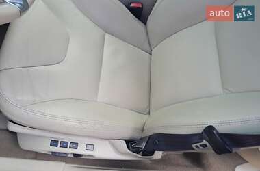 Внедорожник / Кроссовер Volvo XC60 2012 в 