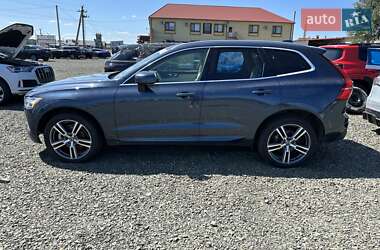 Внедорожник / Кроссовер Volvo XC60 2020 в 