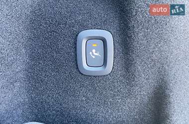 Внедорожник / Кроссовер Volvo XC60 2023 в 