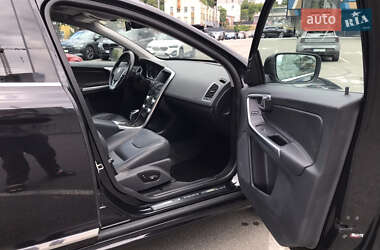 Внедорожник / Кроссовер Volvo XC60 2015 в 