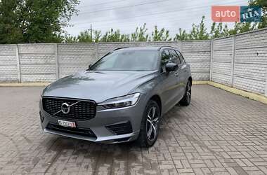 Внедорожник / Кроссовер Volvo XC60 2021 в 
