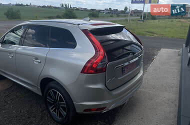 Внедорожник / Кроссовер Volvo XC60 2017 в 