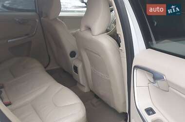 Внедорожник / Кроссовер Volvo XC60 2012 в 